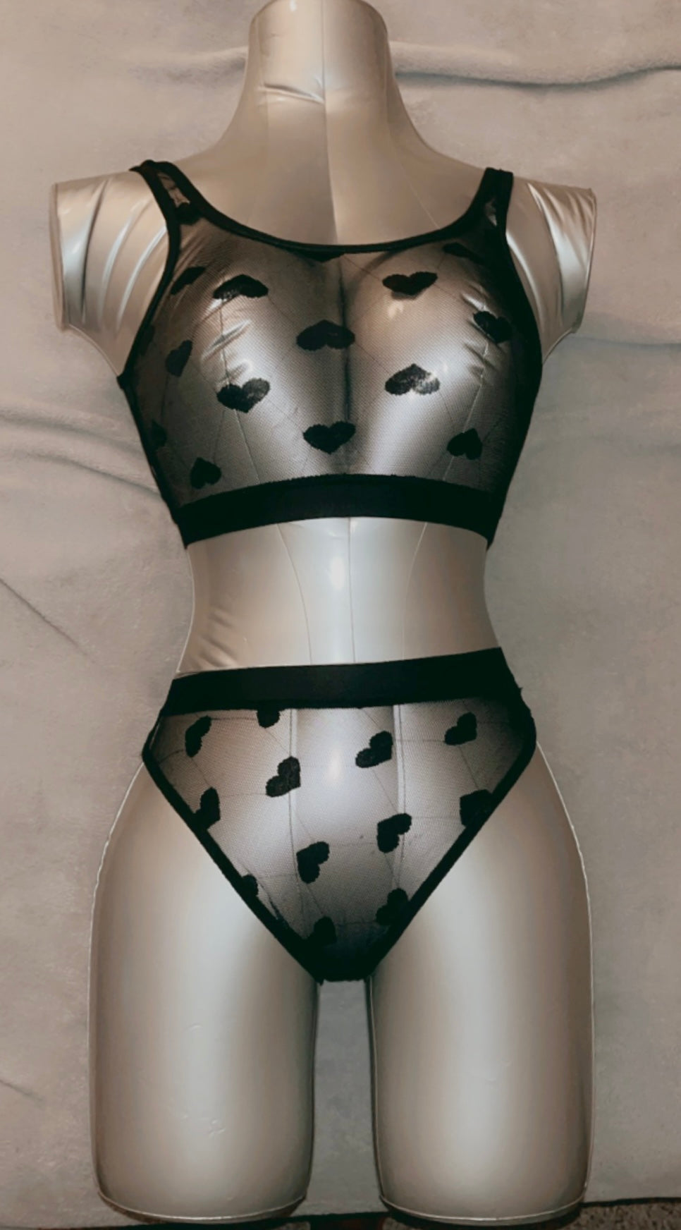Simple sexy black